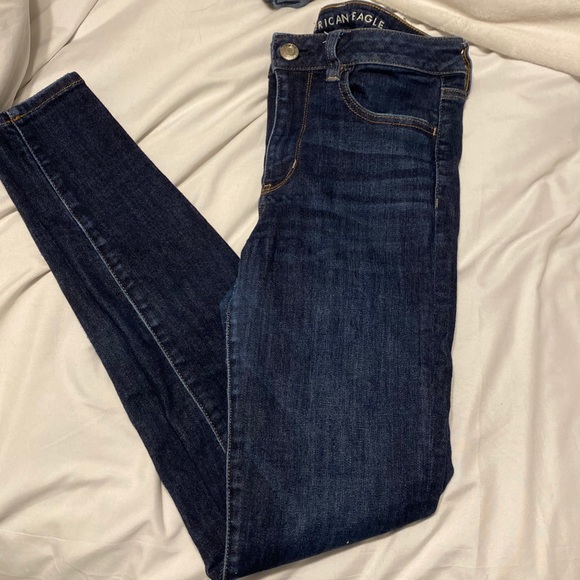 Denim - American Eagle high waisted jeans